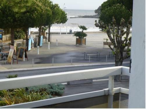 Hotel De La Plage Saint-Palais-sur-Mer Εξωτερικό φωτογραφία